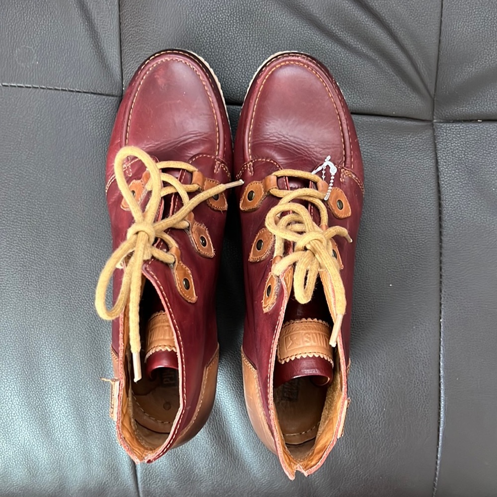 Pikolinos boots